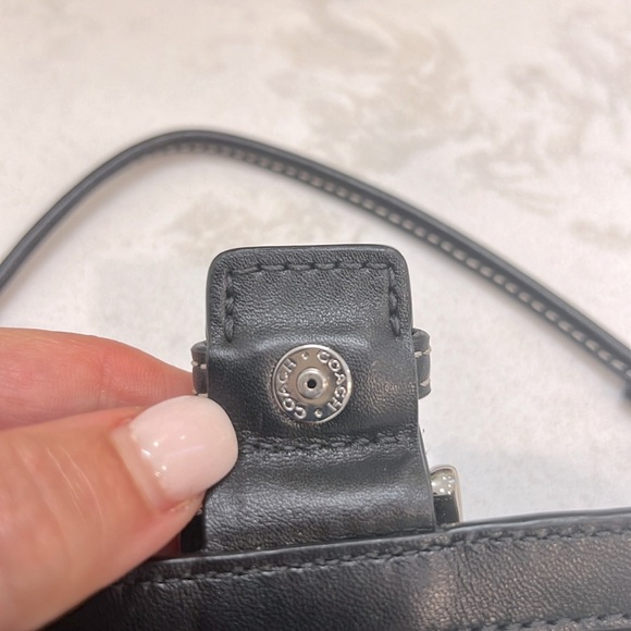 Coach Soho Black Signature C Jacquard Buckle Flap Wristlet NWOT - Picture 6 of 9
